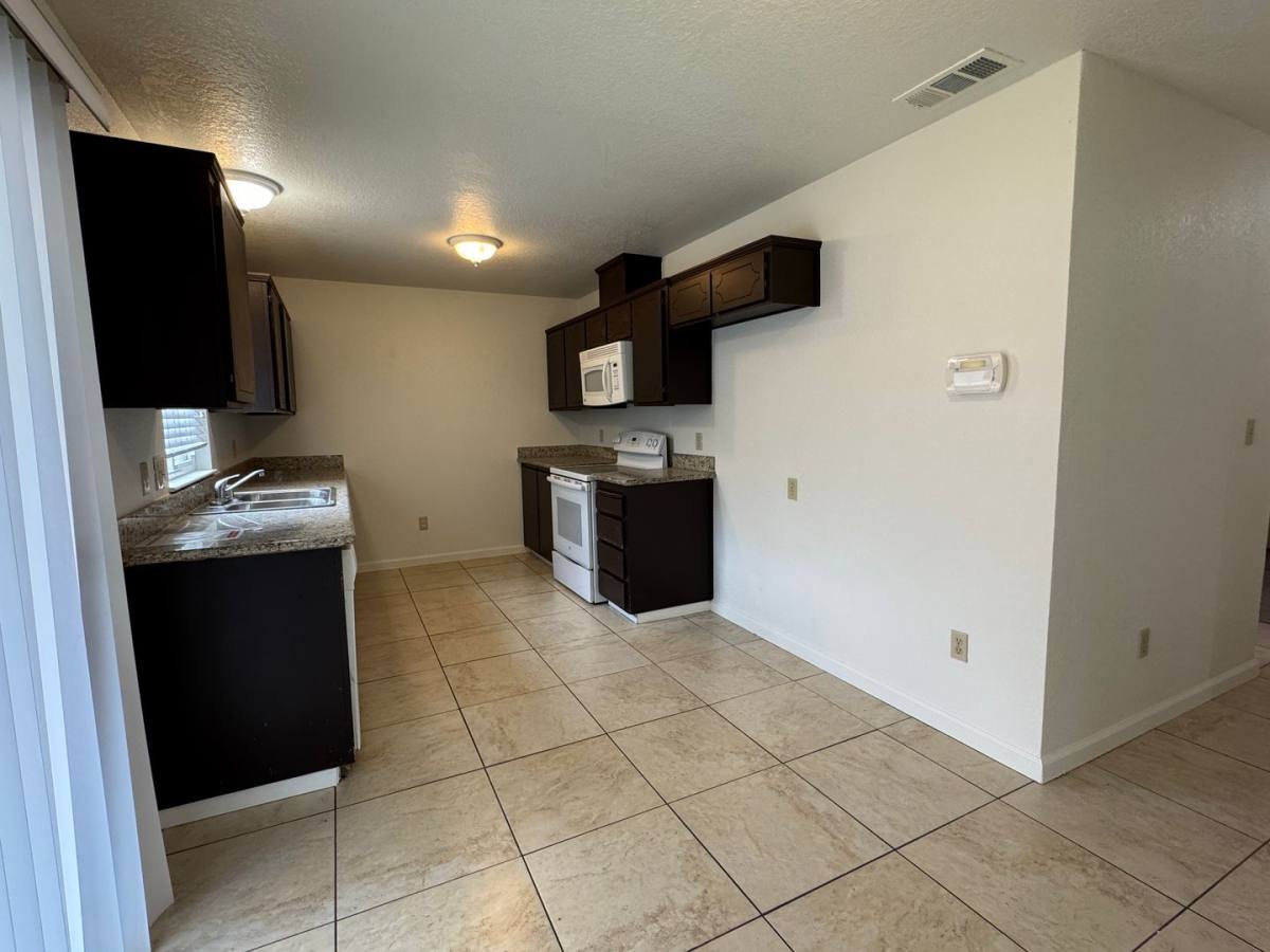 House for rent at 2047 Deauville Dr, Stockton, CA 95210