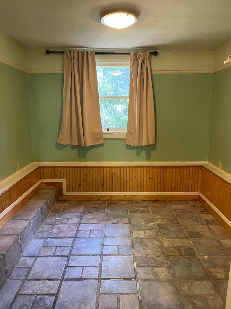 Apartment for rent at 1301 G St, Sacramento, CA 95814