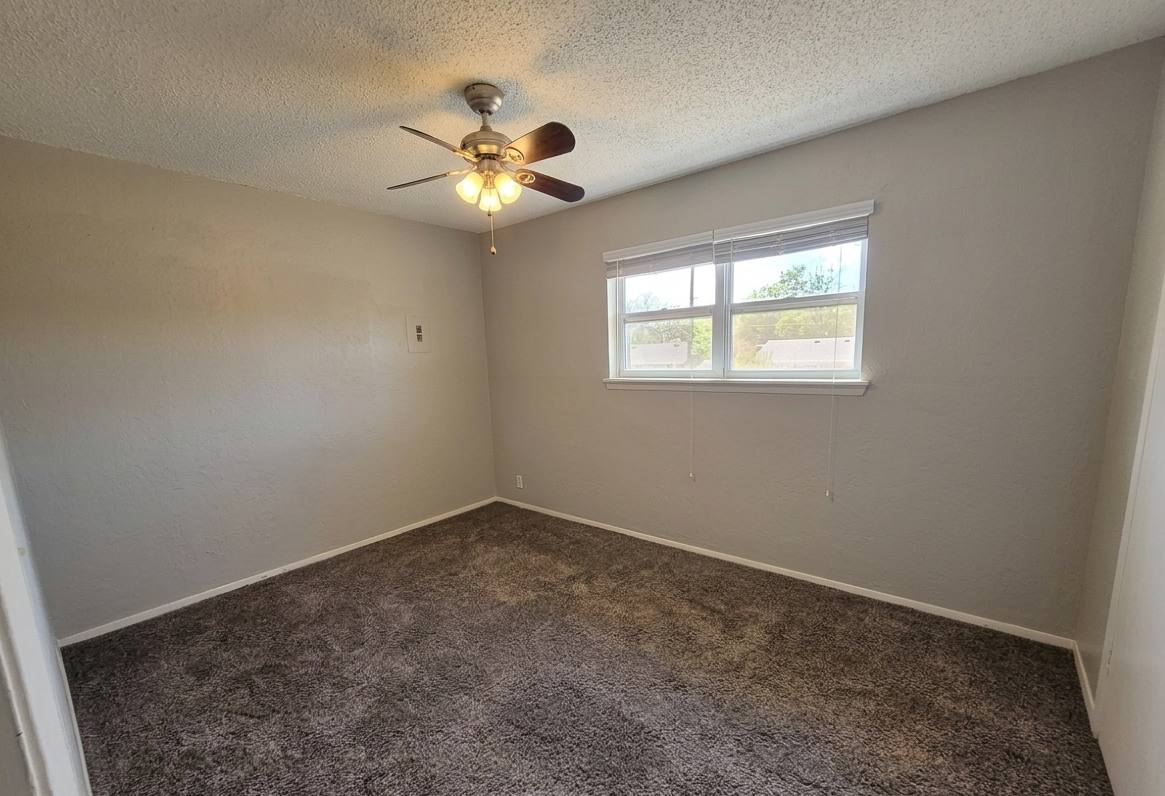 Apartment for rent at 1300 Crown Point Ave #15, Norman, OK 73072