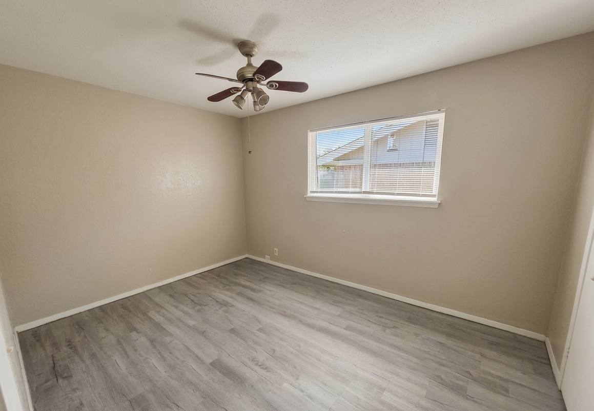 Apartment for rent at 1300 Crown Point Ave #15, Norman, OK 73072
