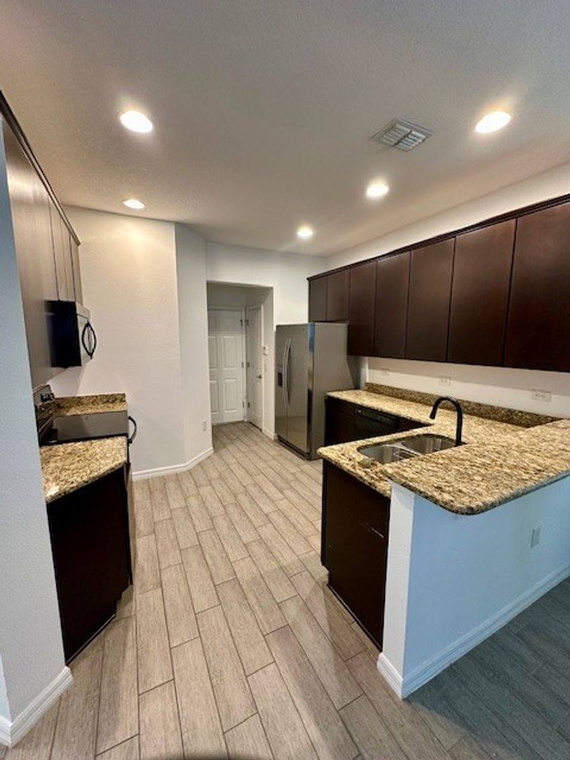 House for rent at 8642 Powder Ridge Trail, Windermere, FL 34786