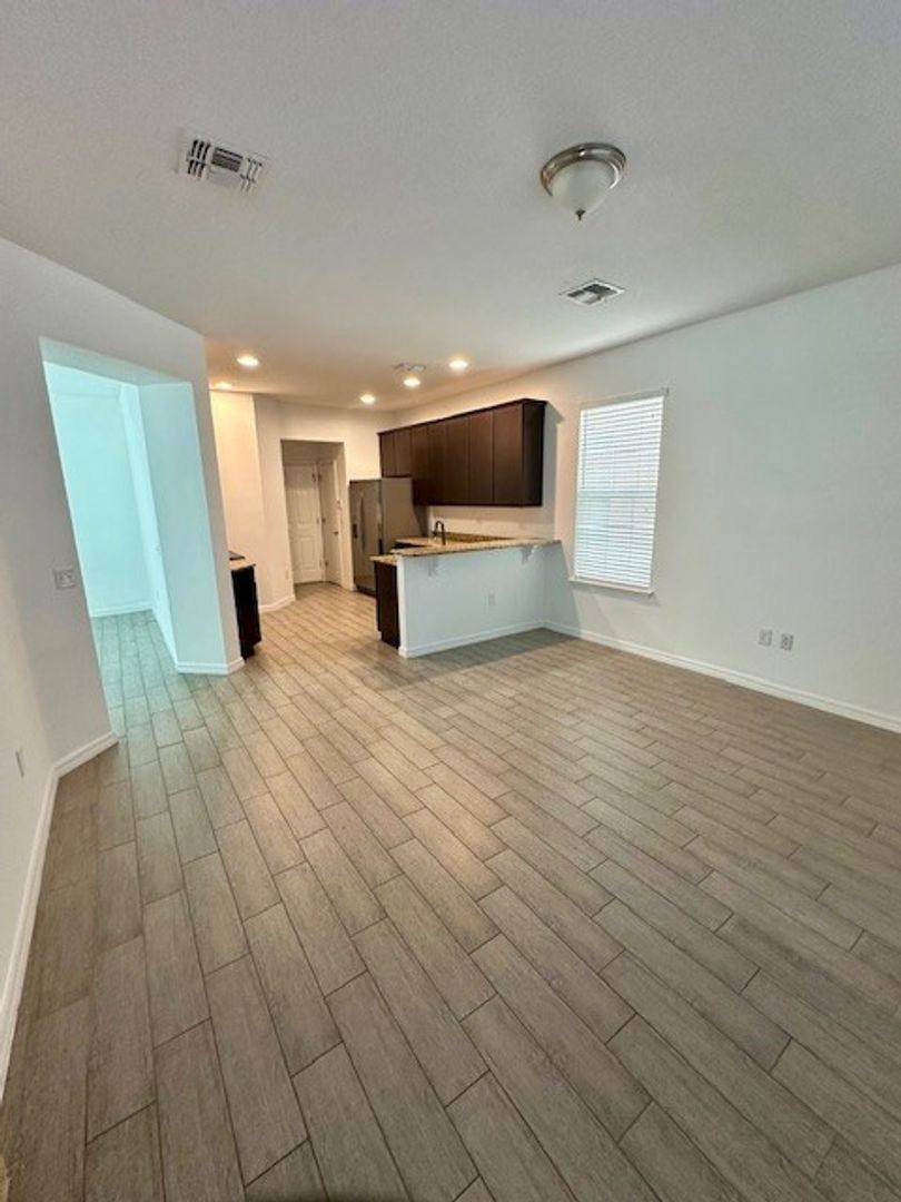 House for rent at 8642 Powder Ridge Trail, Windermere, FL 34786