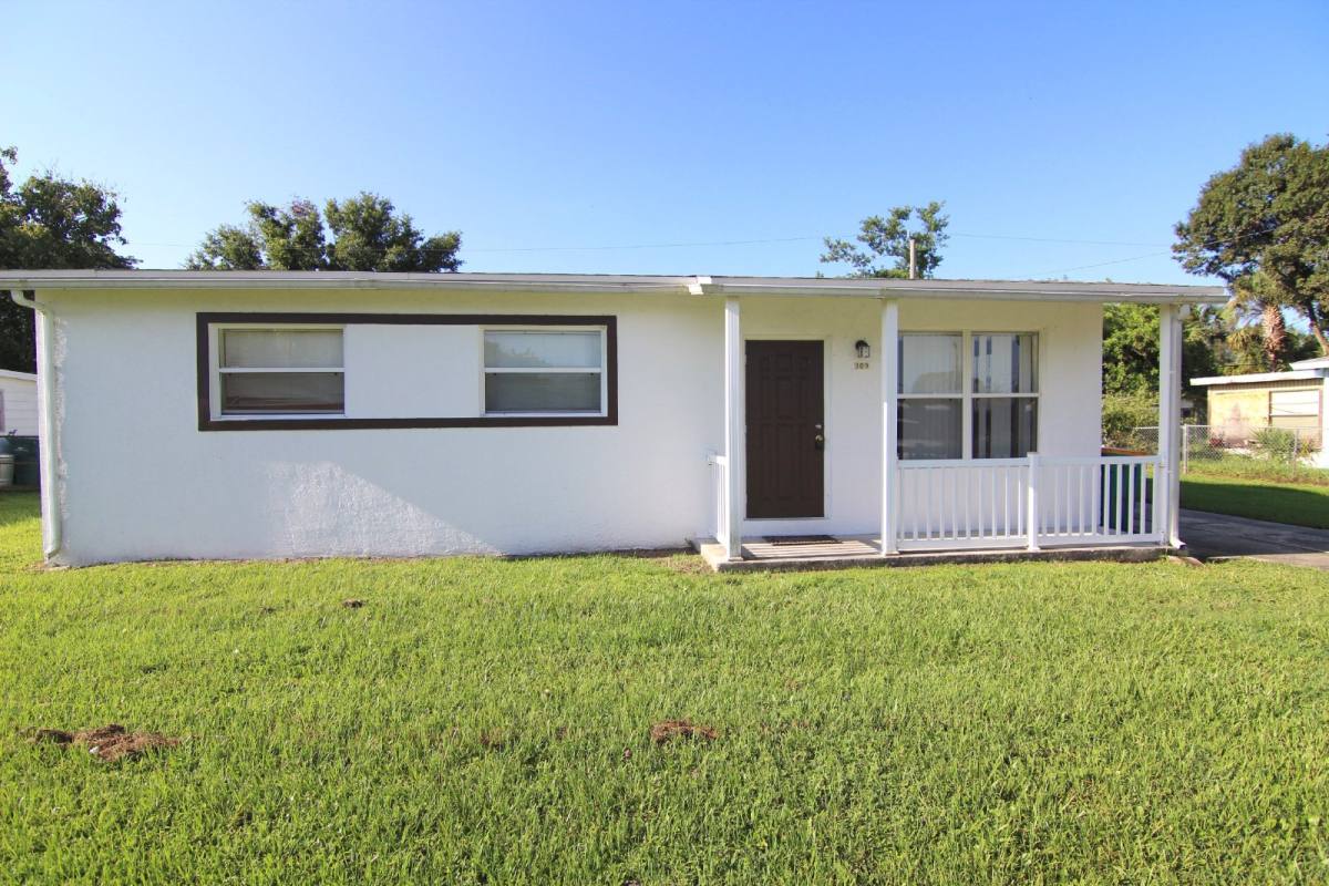 House for rent at 309 Rutgers Ave, Melbourne, FL 32901