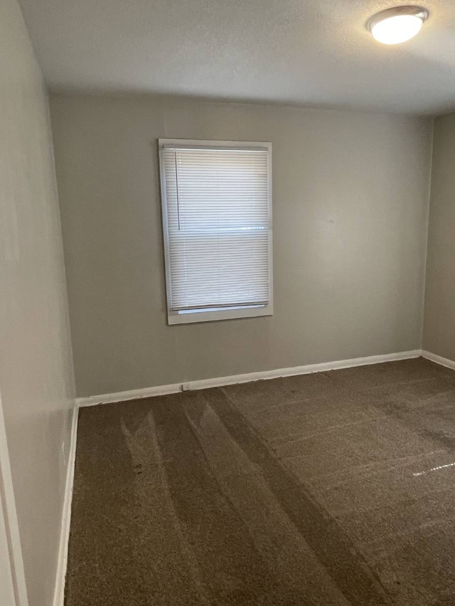 Townhouse for rent at 2322 S Broadview St, Wichita, KS 67218