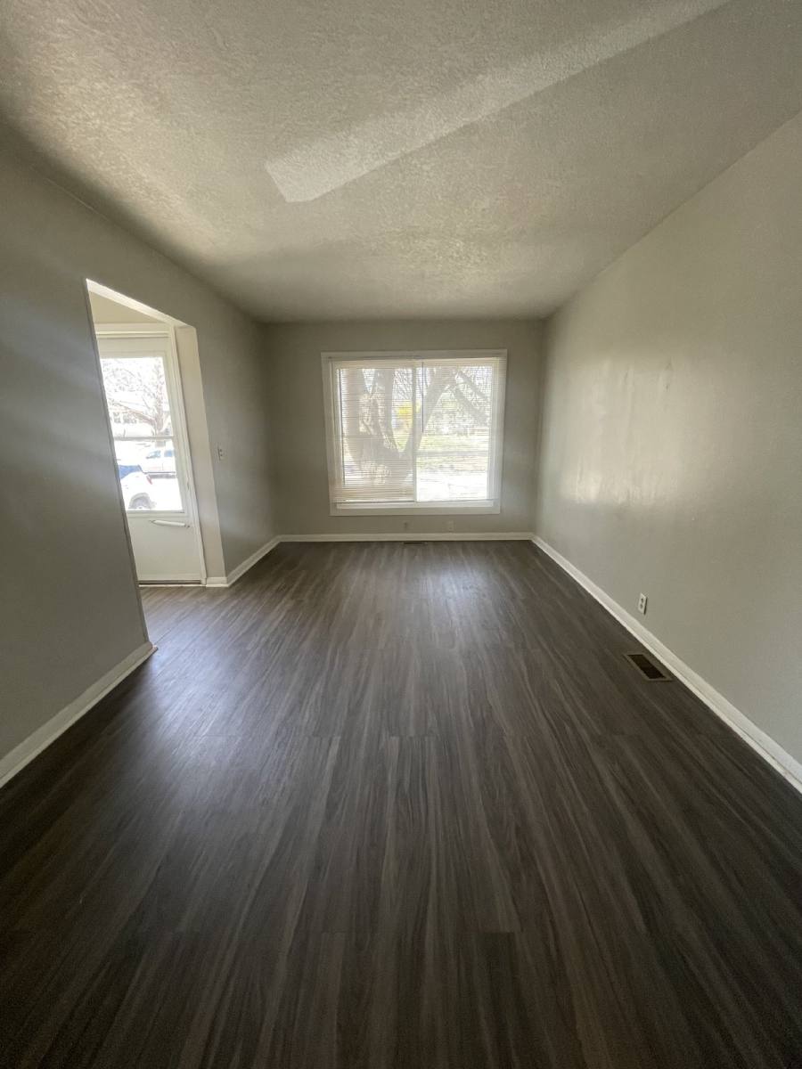 Townhouse for rent at 2322 S Broadview St, Wichita, KS 67218