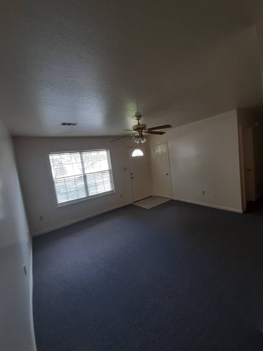 Apartment for rent at 923 W Oak #1, Jonesboro, AR 72401