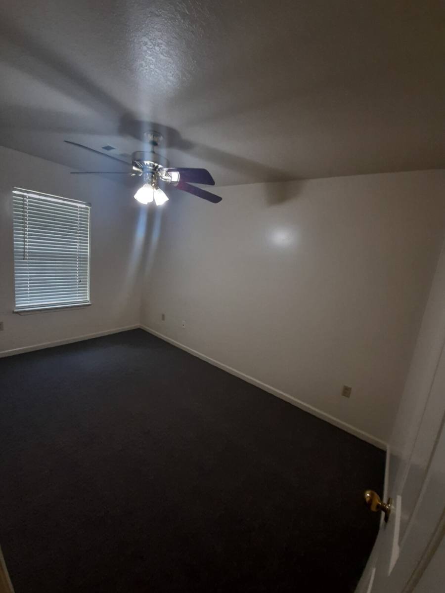 Apartment for rent at 923 W Oak #1, Jonesboro, AR 72401