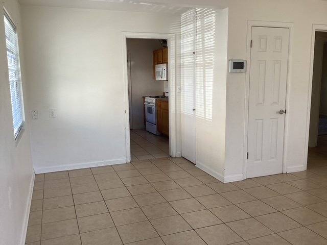 Townhouse for rent at 44257 Beech Ave, Lancaster, CA 93534