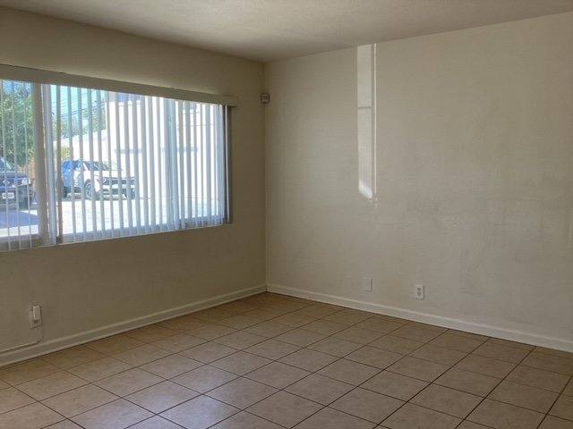Townhouse for rent at 44257 Beech Ave, Lancaster, CA 93534