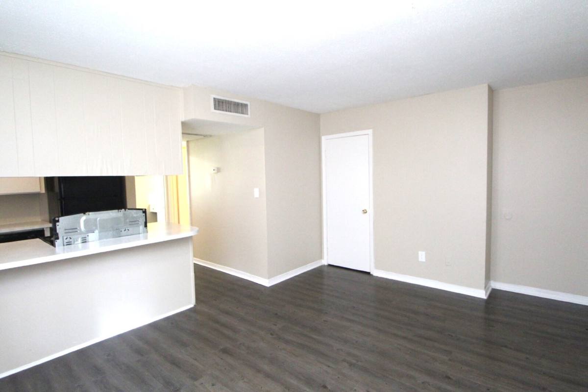 Apartment for rent at 10151 Guidy Lane #G7, Pensacola, FL 32514