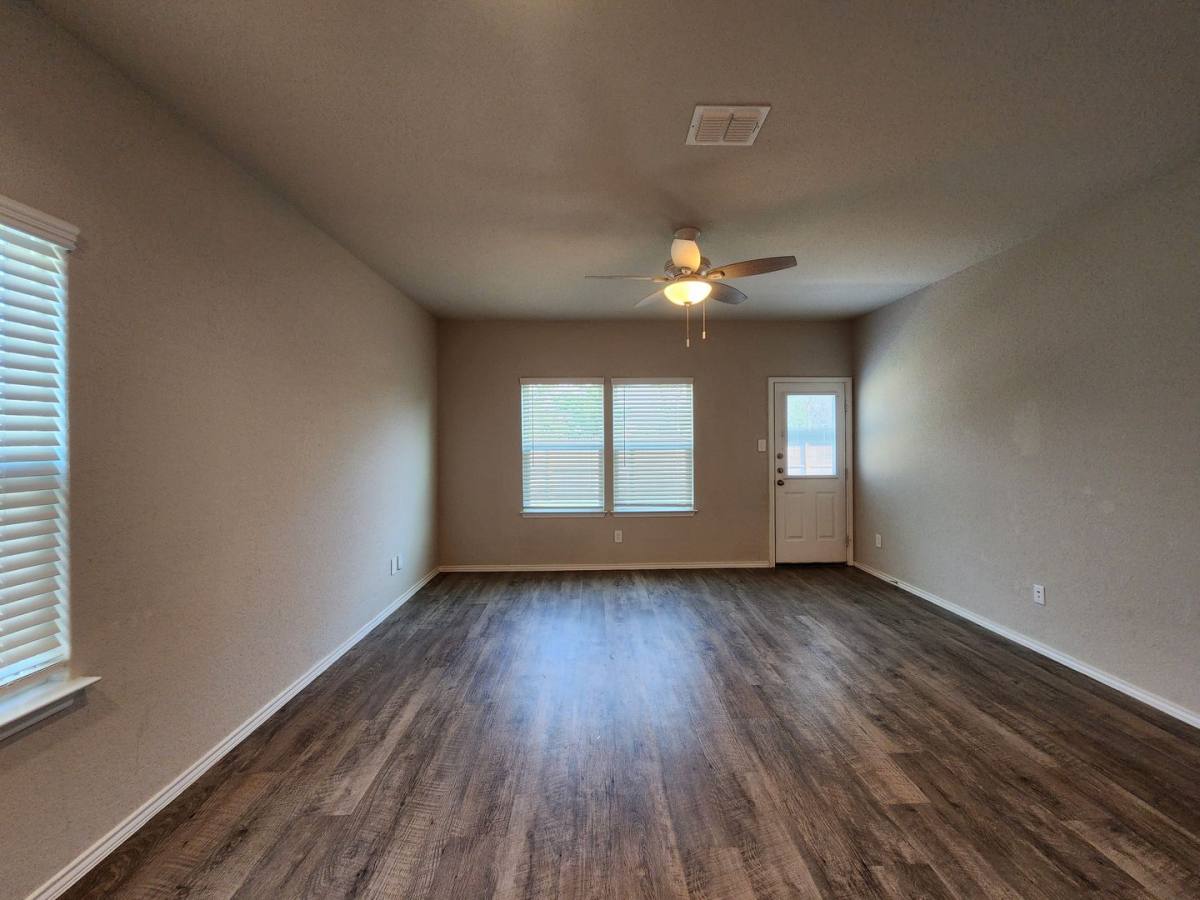 House for rent at 621 Jennifer Cove, New Braunfels, TX 78130