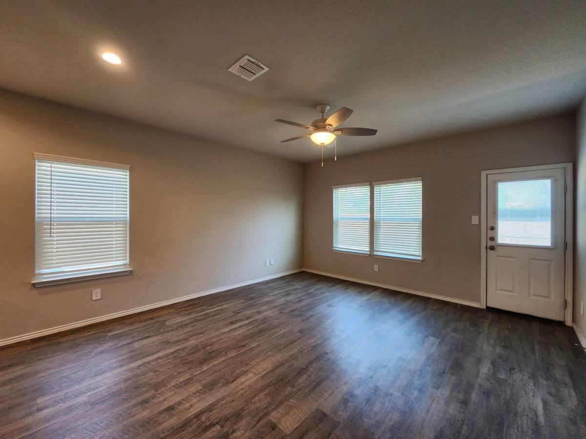 House for rent at 621 Jennifer Cove, New Braunfels, TX 78130