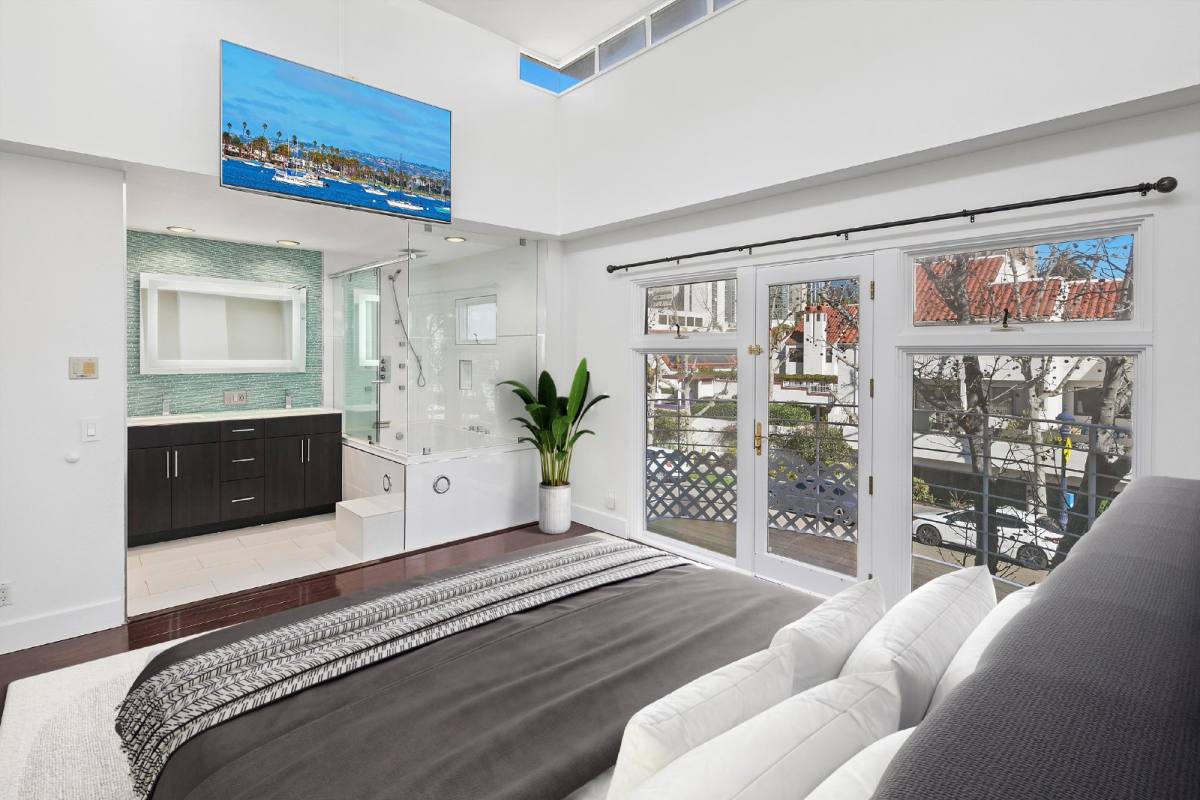 Townhouse for rent at 706 Kettner Blvd, San Diego, CA 92101