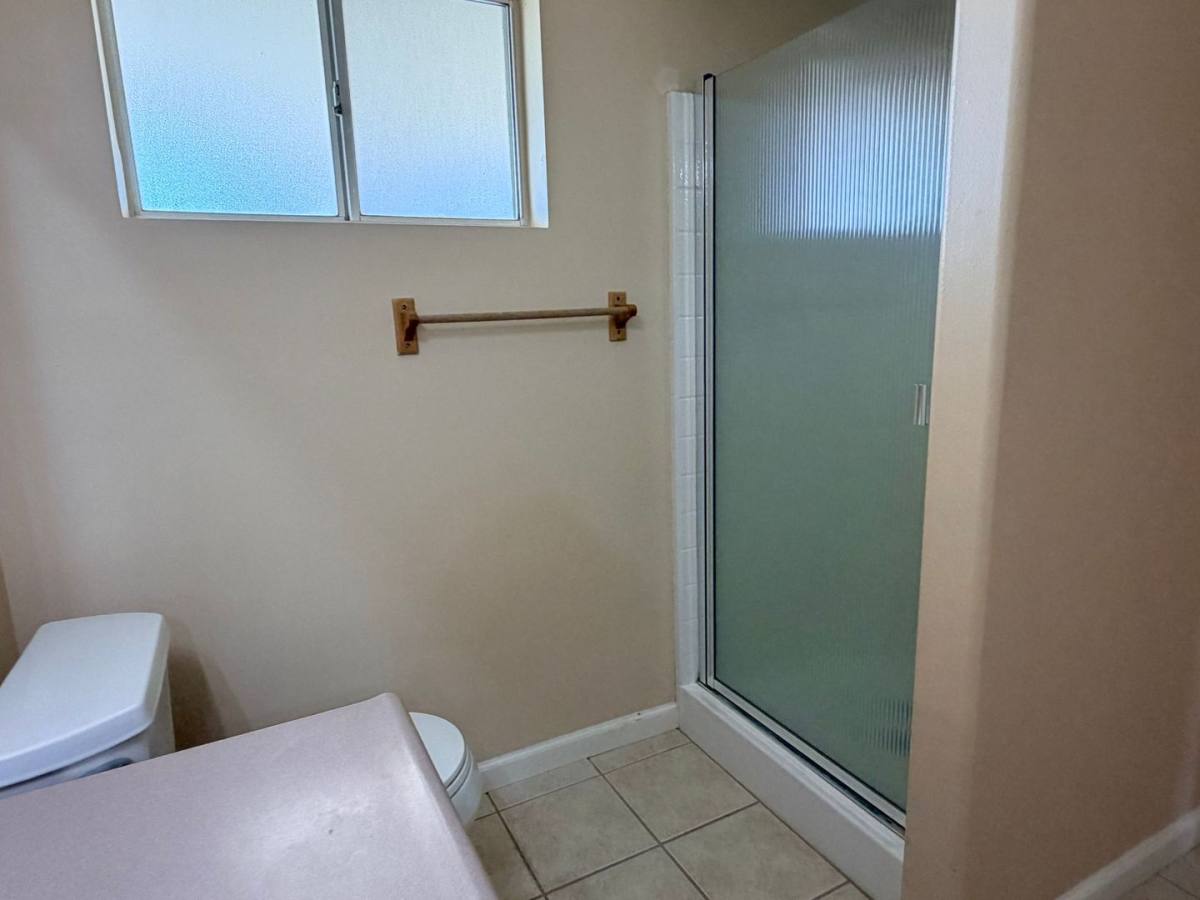House for rent at 22120 McCarthy Dr, Tehachapi, CA 93561
