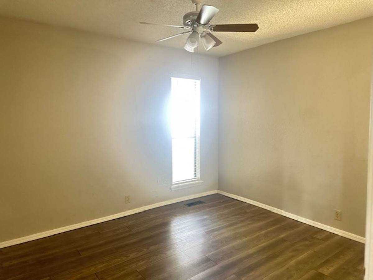 House for rent at 10411 White Oak Canyon Rd, Oklahoma City, OK 73162