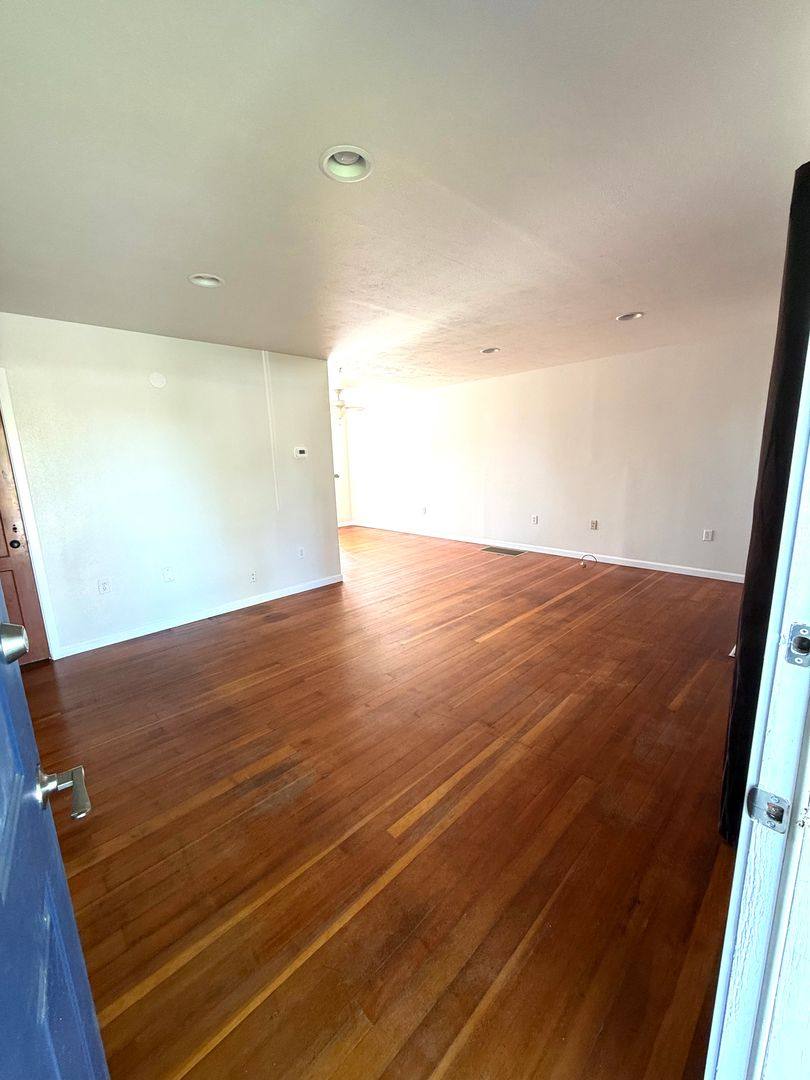 Apartment for rent at 502 504 Barth Ave, Richland, WA 99352