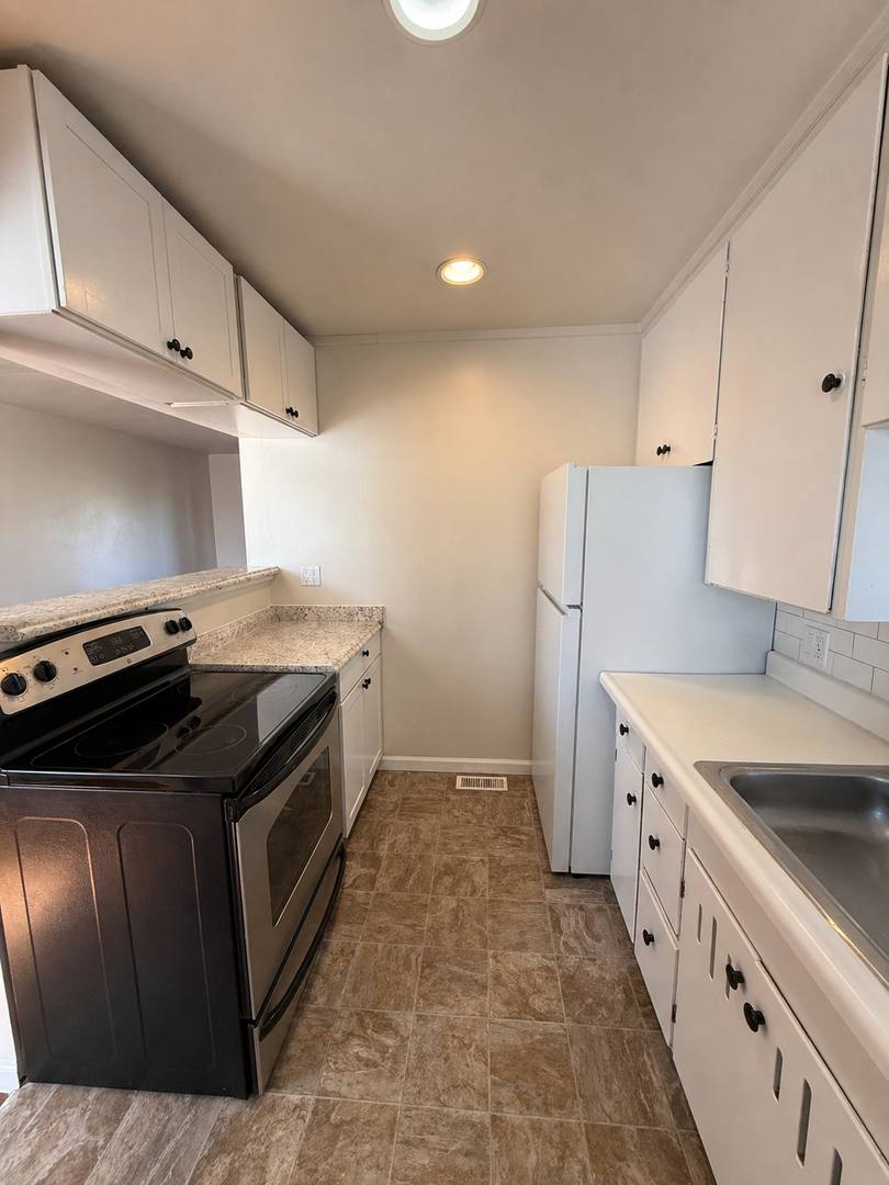 Apartment for rent at 502 504 Barth Ave, Richland, WA 99352