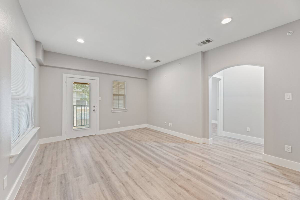Apartment for rent at 13601 Pinnacle Circle #2103, Euless, TX 76040