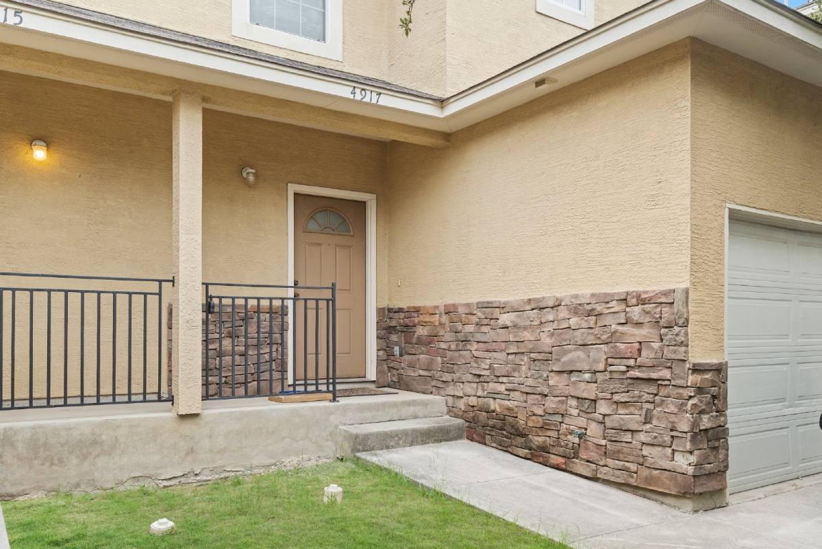 Townhouse for rent at 4917 Appleseed Court, San Antonio, TX 78238