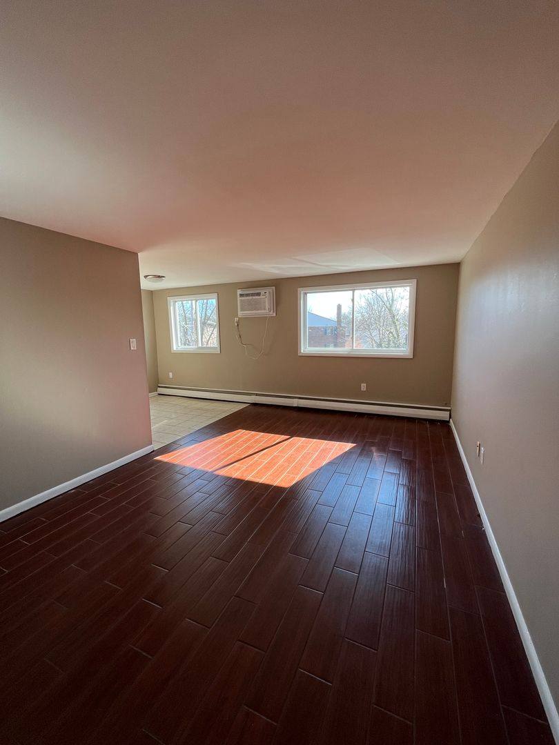 Apartment for rent at 119 Bridge St, Morton, PA 19070