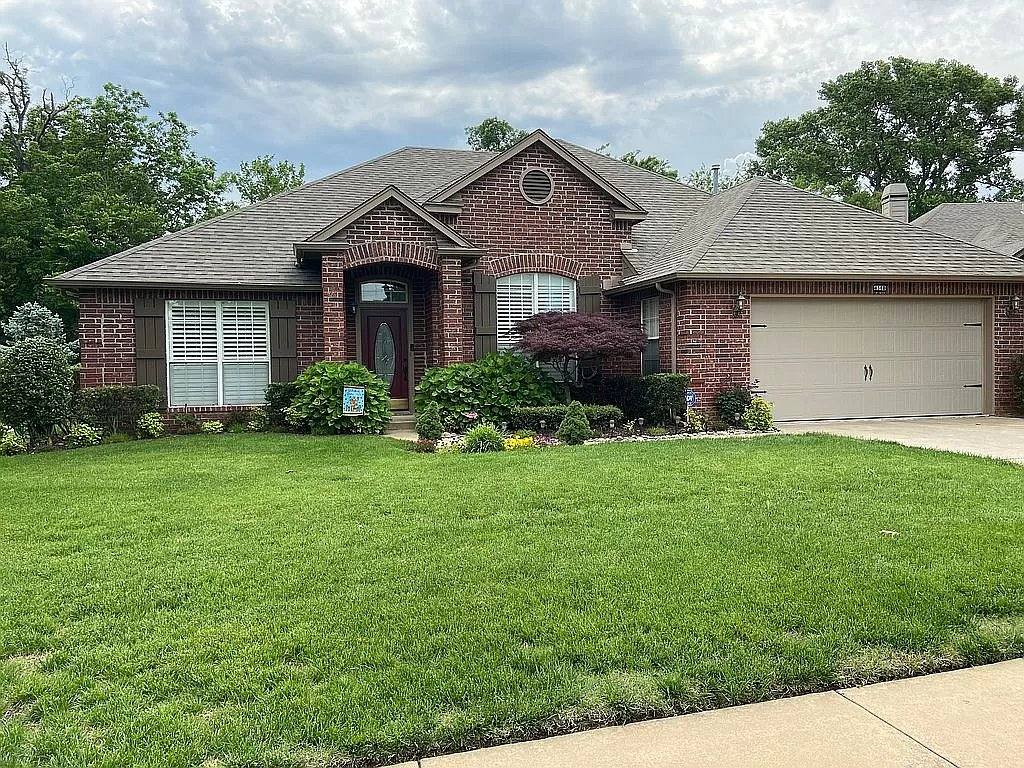 House for rent at 4308 S Walnut Ave, Broken Arrow, OK 74011
