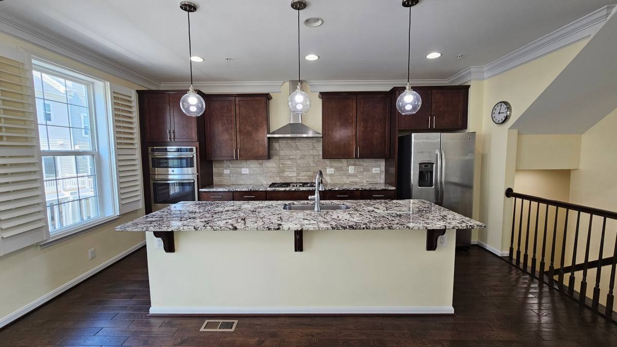 Townhouse for rent at 7217 Barry Lane, Elkridge, MD 21075