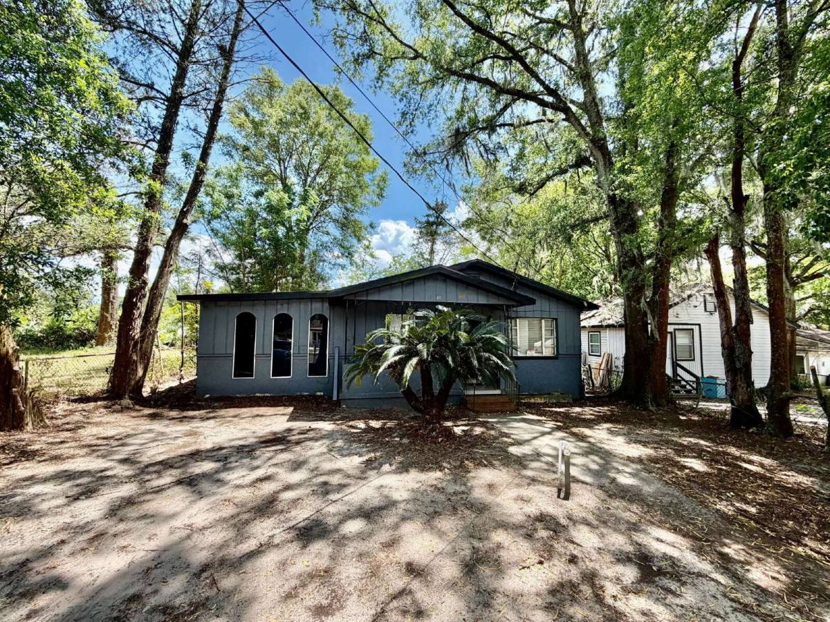 House for rent at 1348 Crestwood St, Jacksonville, FL 32208