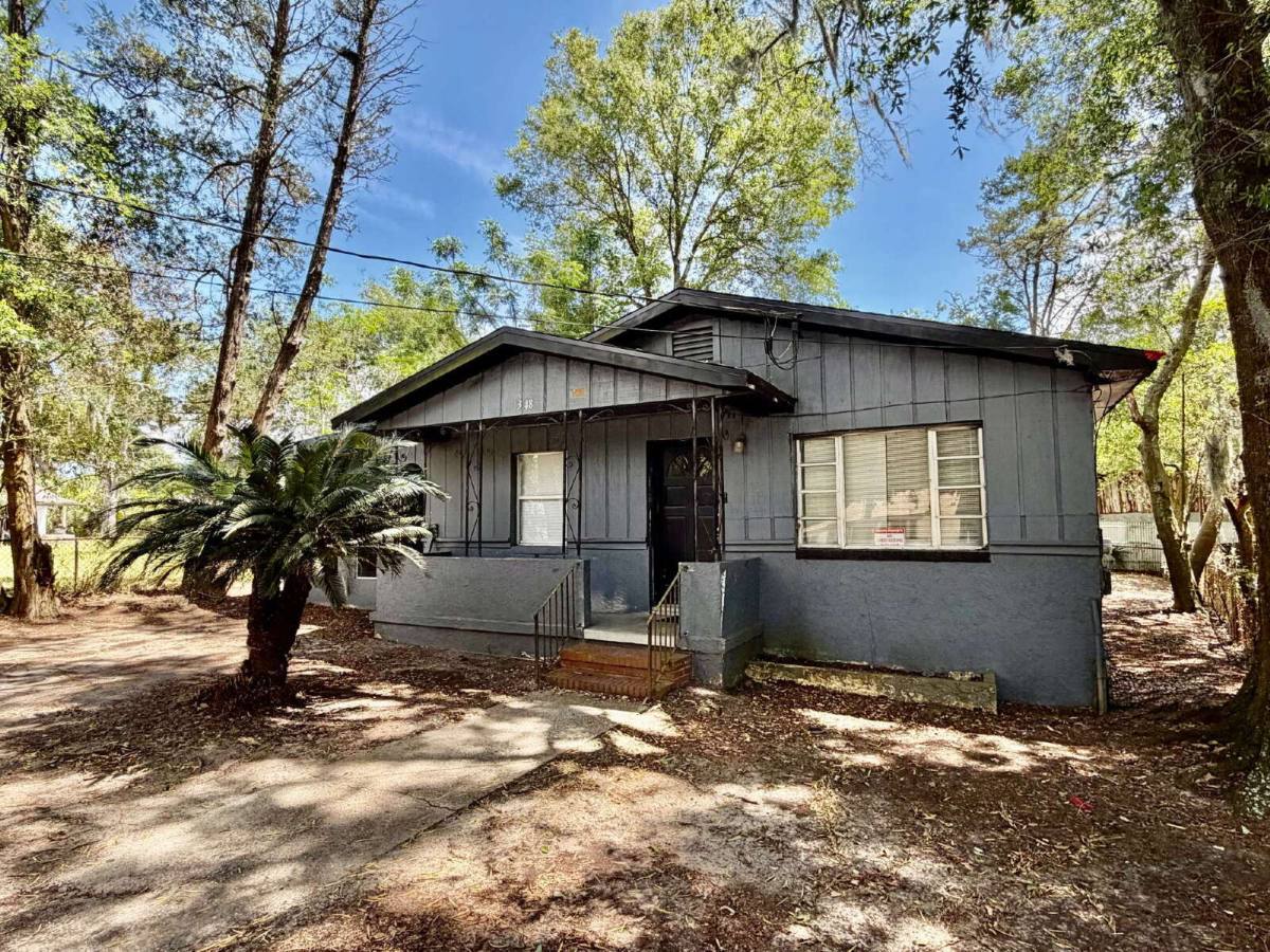 House for rent at 1348 Crestwood St, Jacksonville, FL 32208