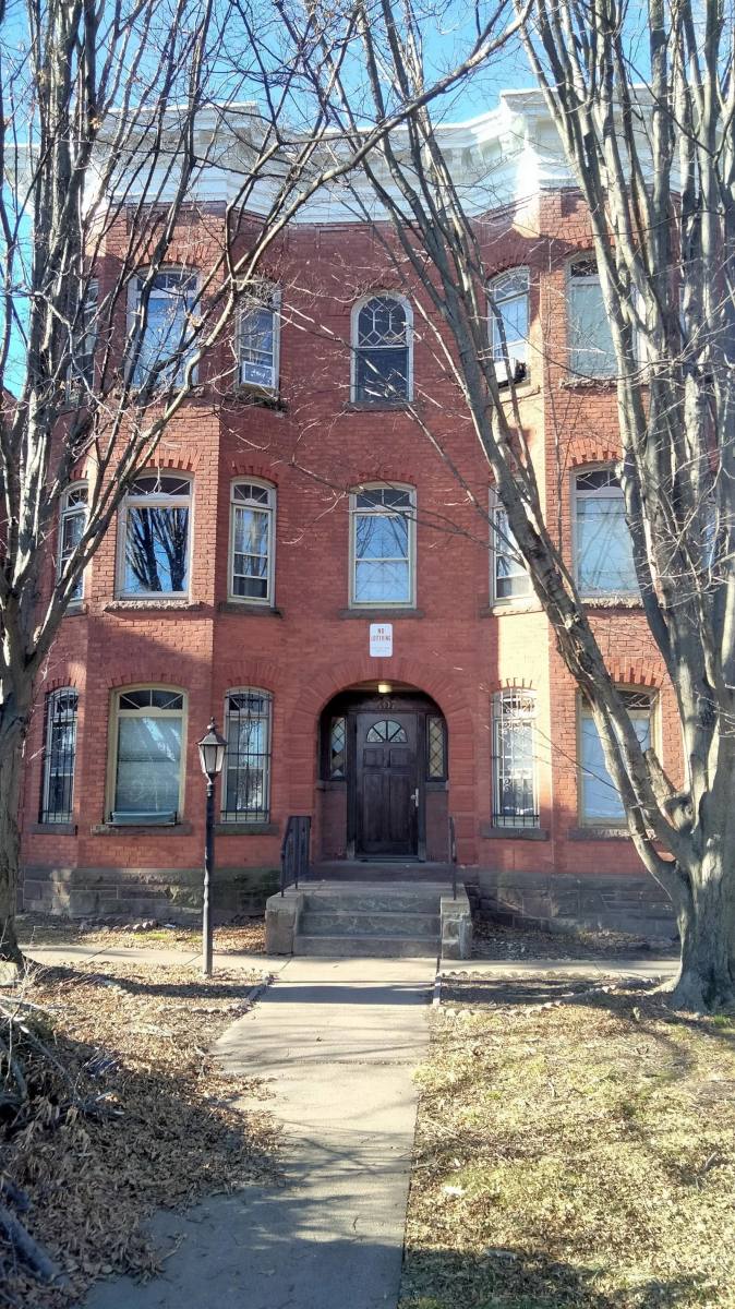 Apartment for rent at 407 Wethers Field Ave #3, Hartford, CT 06114