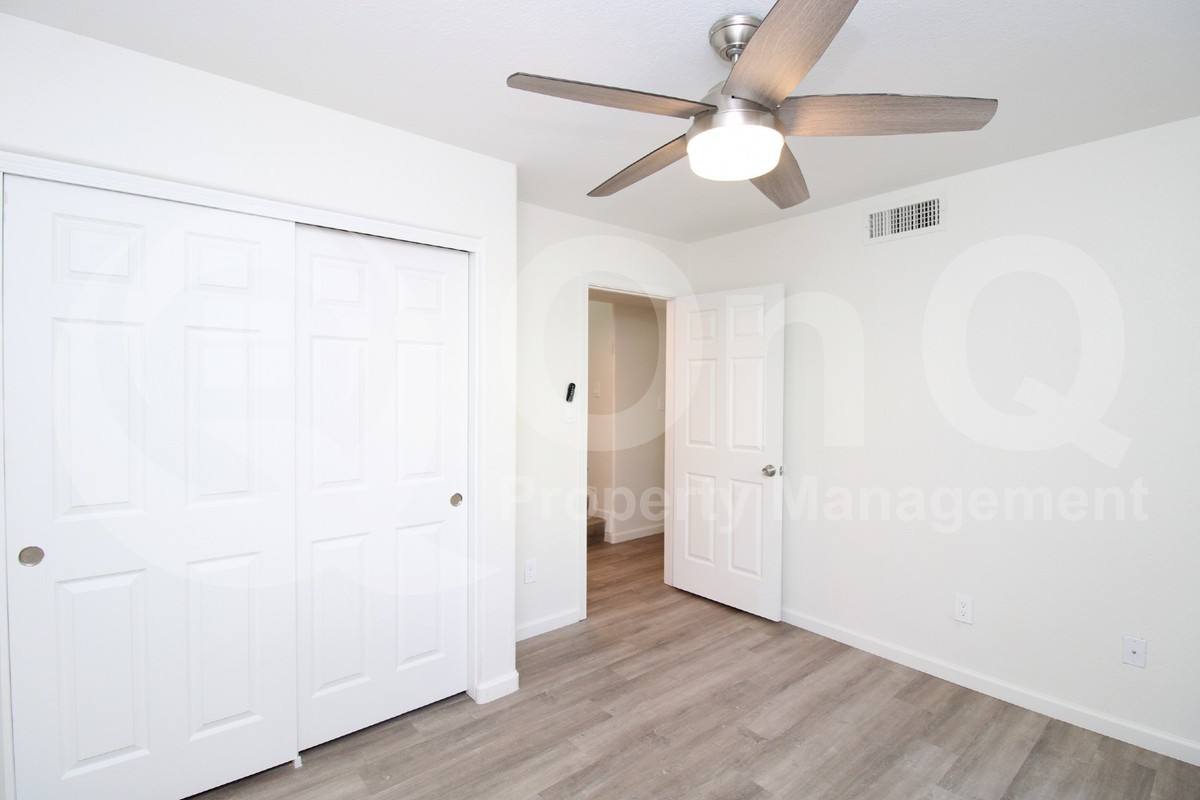 House for rent at 14646 N 90th Dr, Peoria, AZ 85381