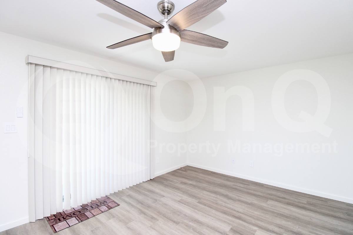 House for rent at 14646 N 90th Dr, Peoria, AZ 85381