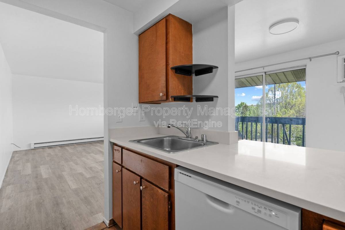 Apartment for rent at 2807 E Boone Ave, Spokane, WA 99202