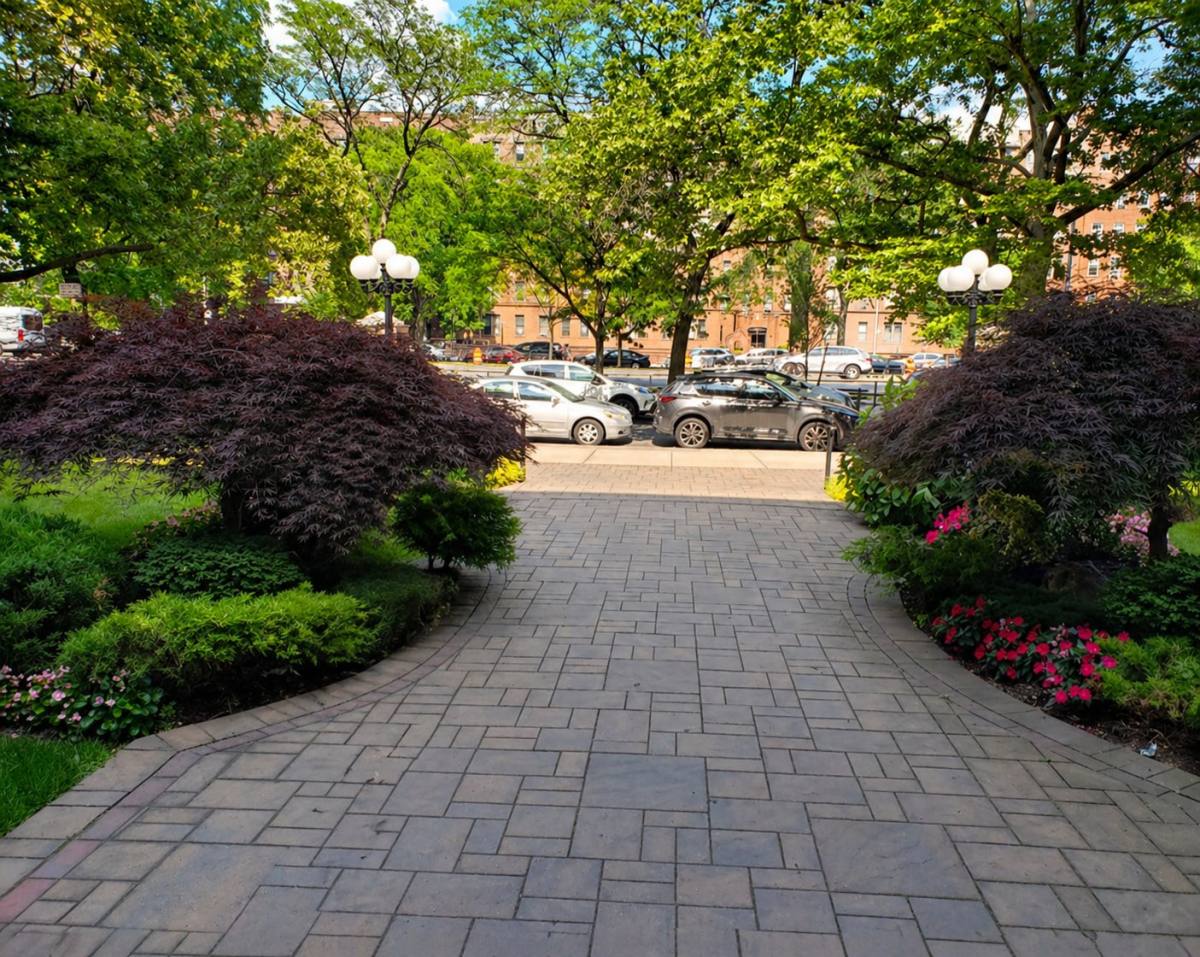 Apartment for rent at 280 Ocean Parkway #4V, Brooklyn, NY 11218