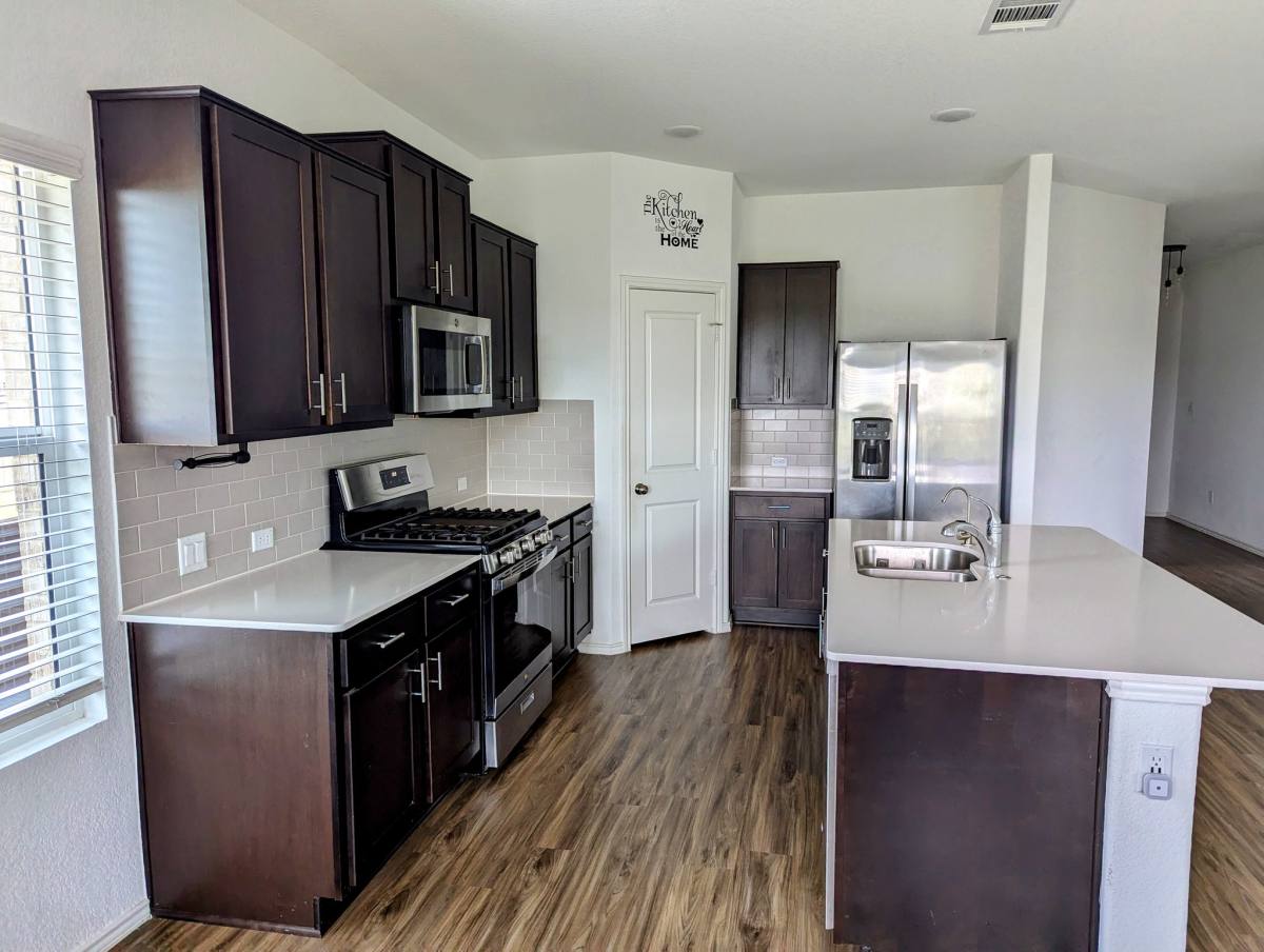 House for rent at 1005 Bluewood Bend, Leander, TX 78641