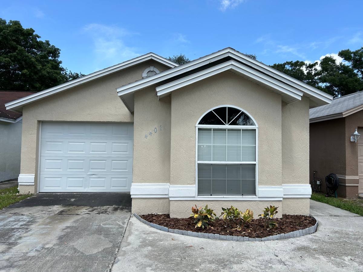 House for rent at 4401 Longshore Dr, Land O Lakes, FL 34639