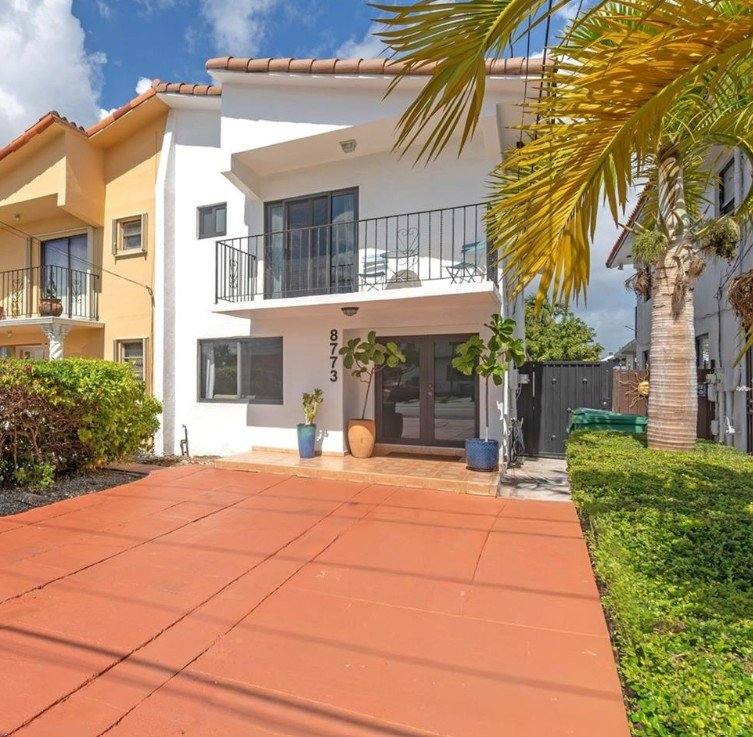Townhouse for rent at 8774 SW 36th St, Miami, FL 33165