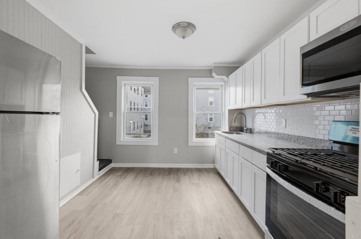 Townhouse for rent at 255 Rodman St #3, Fall River, MA 02721