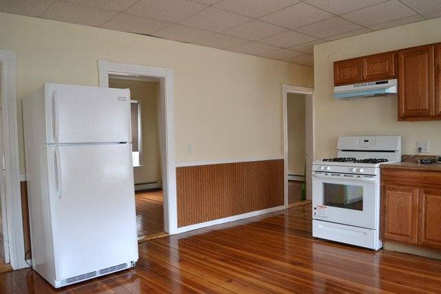 Apartment for rent at 792 Mineralspring #2, Pawtucket, RI 02860