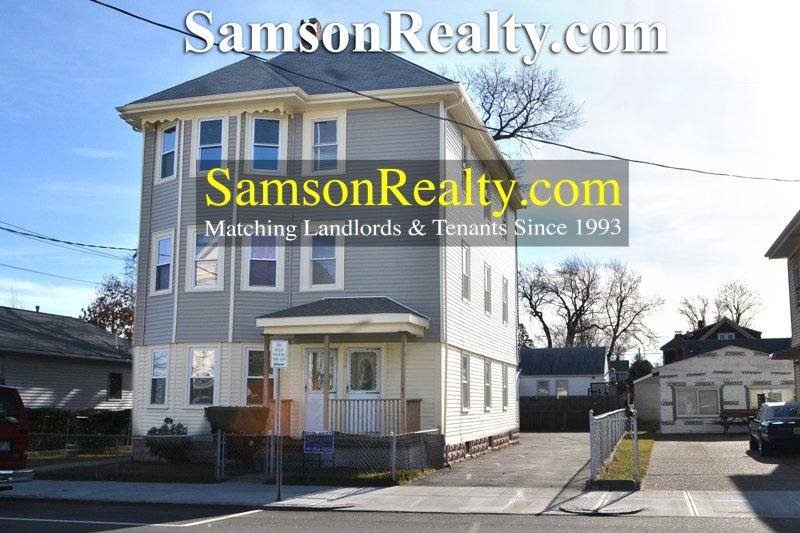Apartment for rent at 792 Mineralspring #2, Pawtucket, RI 02860