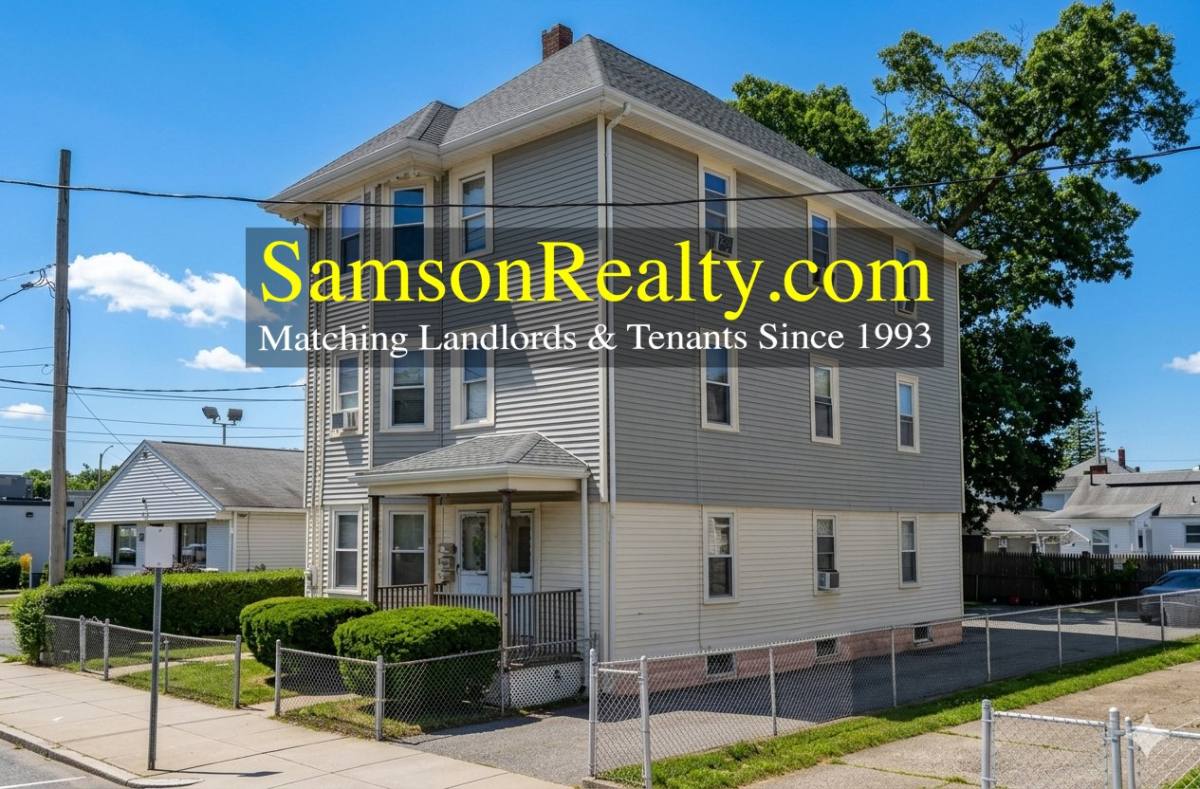 Apartment for rent at 792 Mineralspring #2, Pawtucket, RI 02860