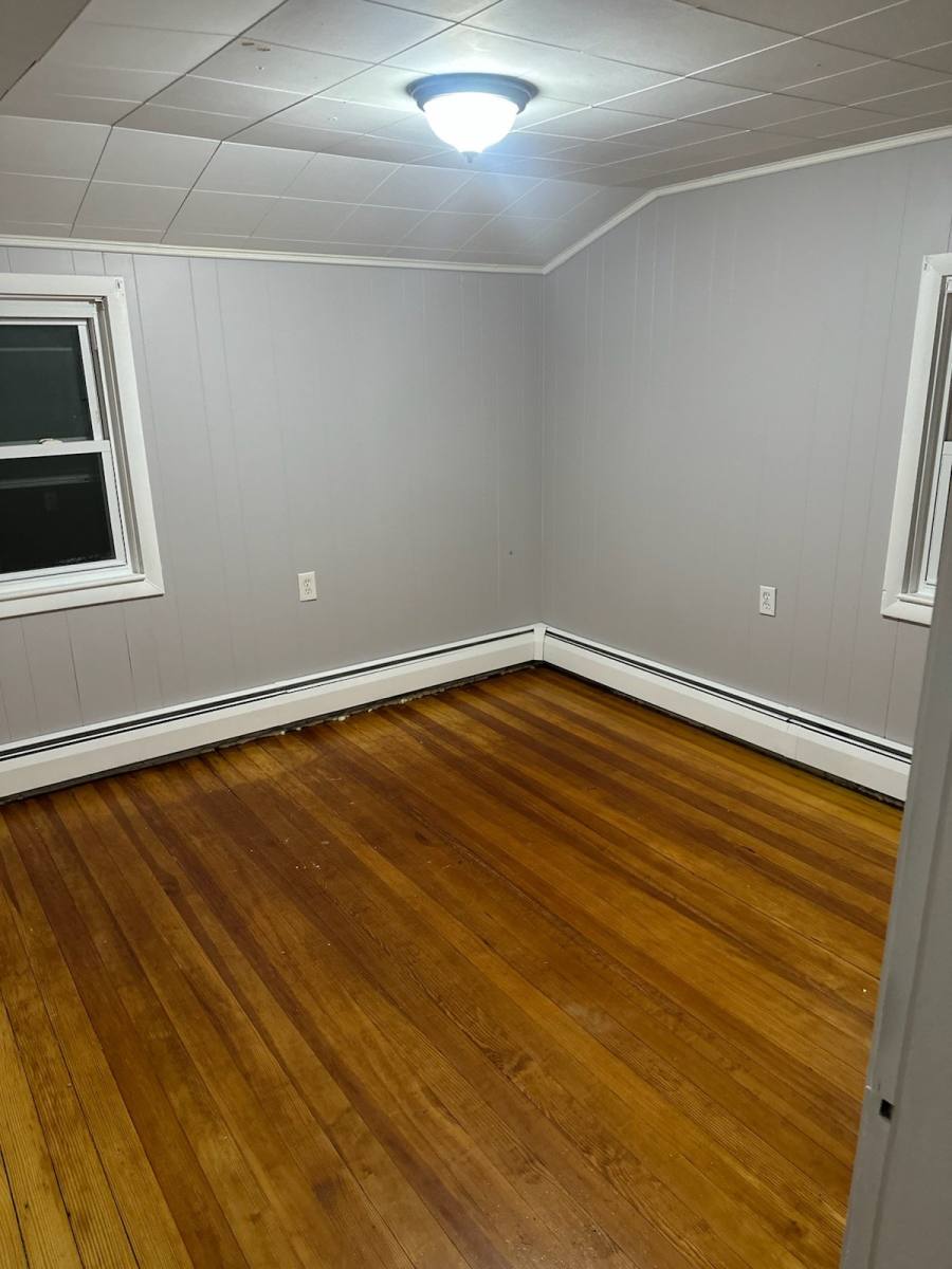 Apartment for rent at 102 Constitution St #4, Bristol, RI 02809