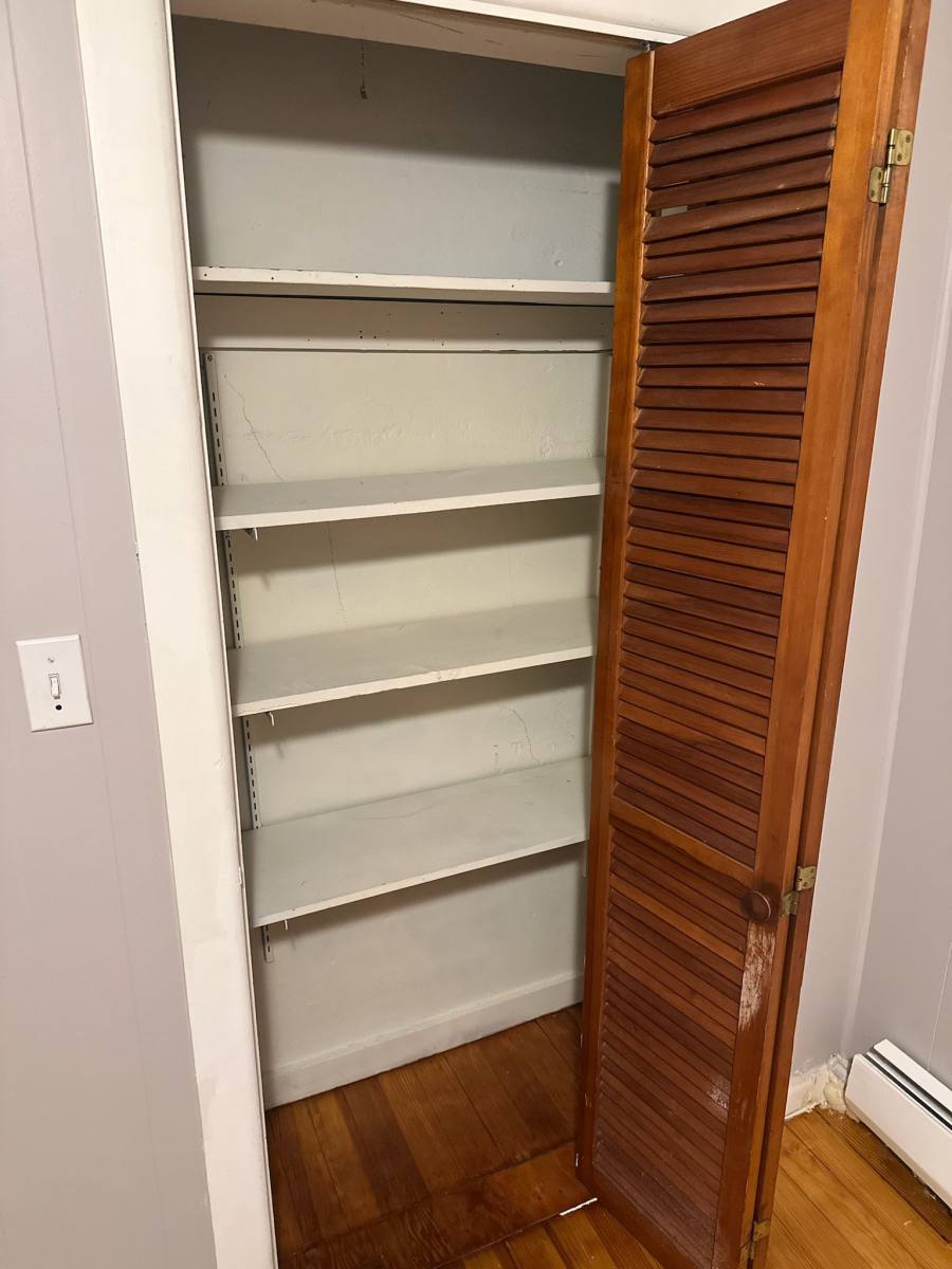 Apartment for rent at 102 Constitution St #4, Bristol, RI 02809