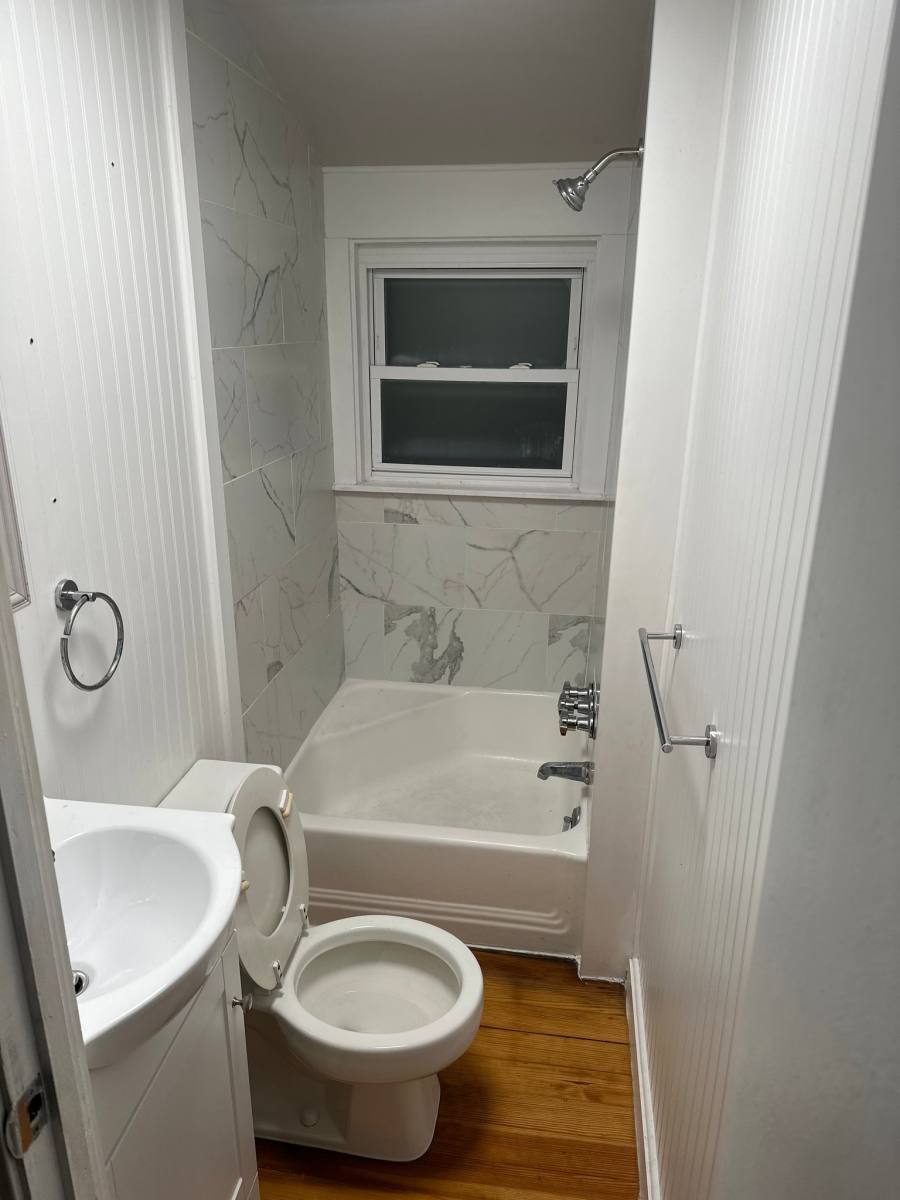 Apartment for rent at 102 Constitution St #4, Bristol, RI 02809