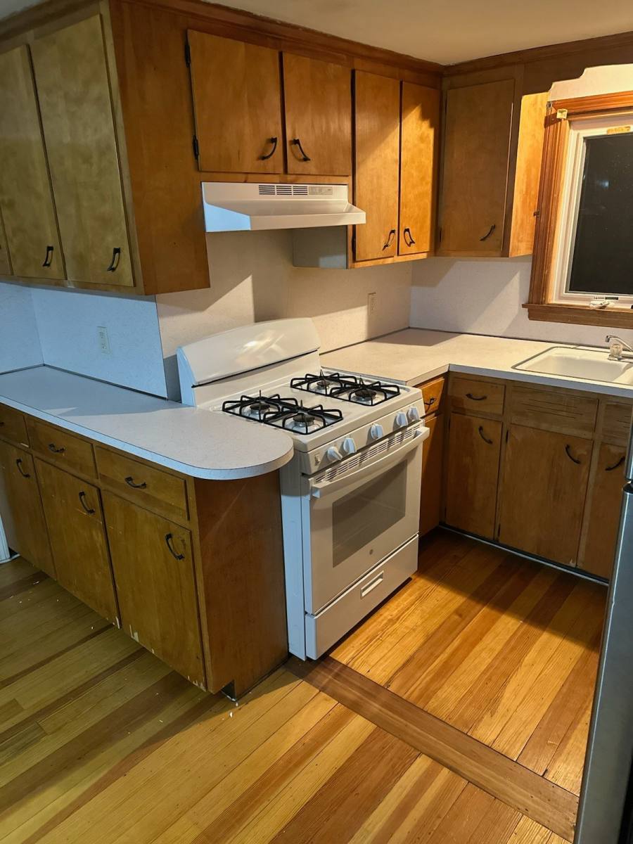 Apartment for rent at 102 Constitution St #4, Bristol, RI 02809