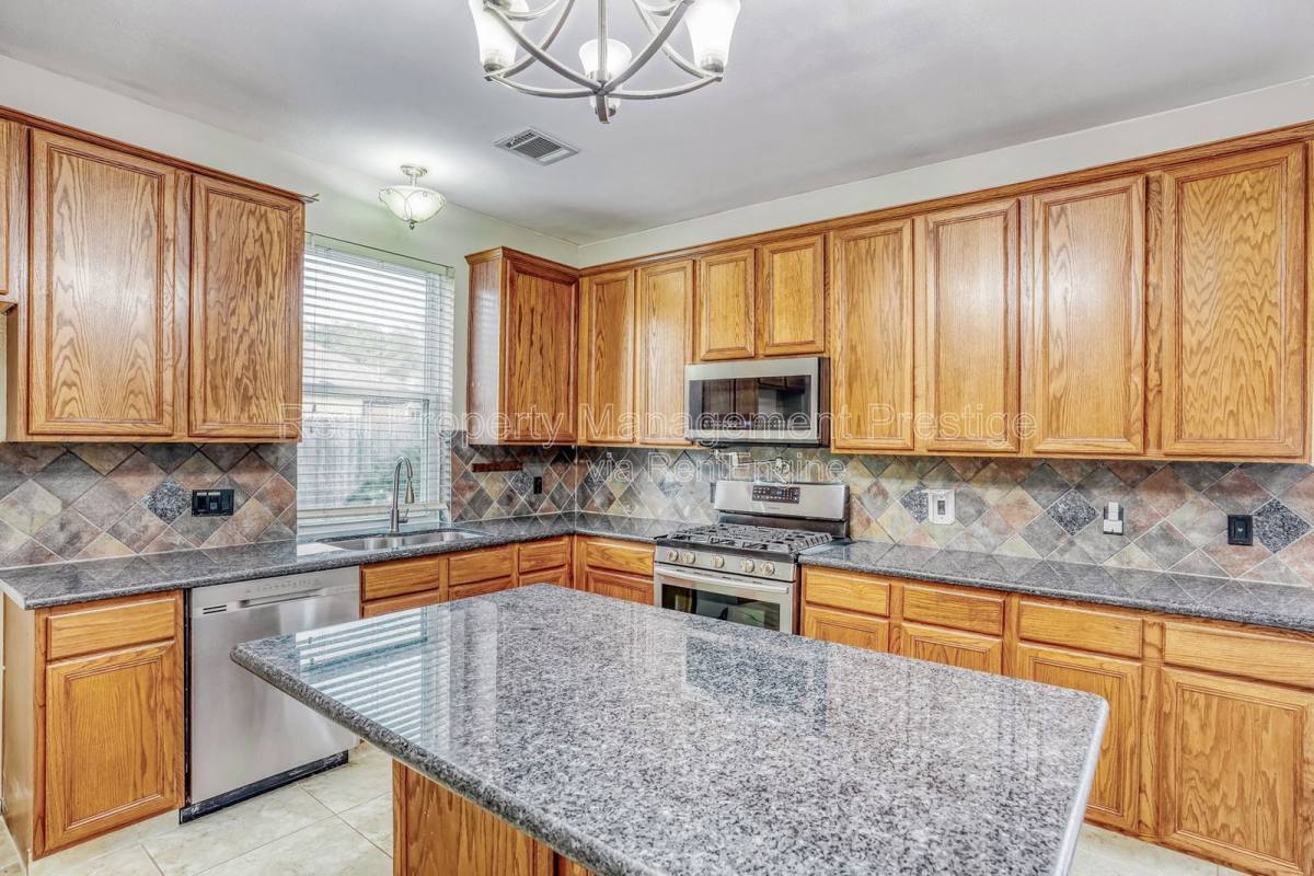 House for rent at 2309 San Augustine Lane, Friendswood, TX 77546