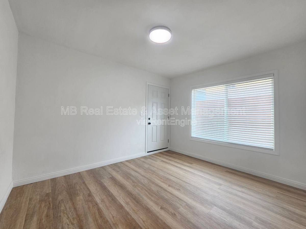 Apartment for rent at 4754 W 163rd St, Lawndale, CA 90260