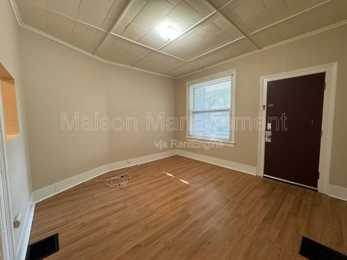 Apartment for rent at 279 S Goodman St, Rochester, NY 14607