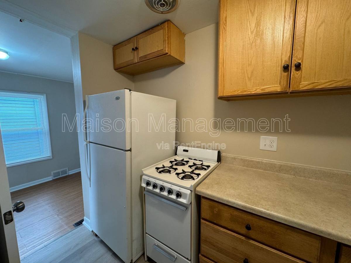 Apartment for rent at 279 S Goodman St, Rochester, NY 14607