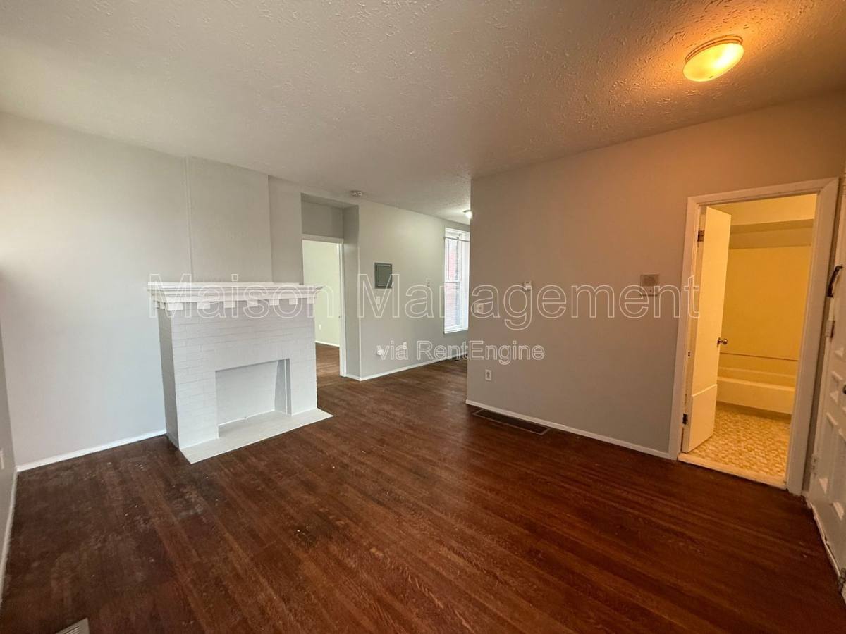 Apartment for rent at 71 Marshall St #6, Rochester, NY 14607
