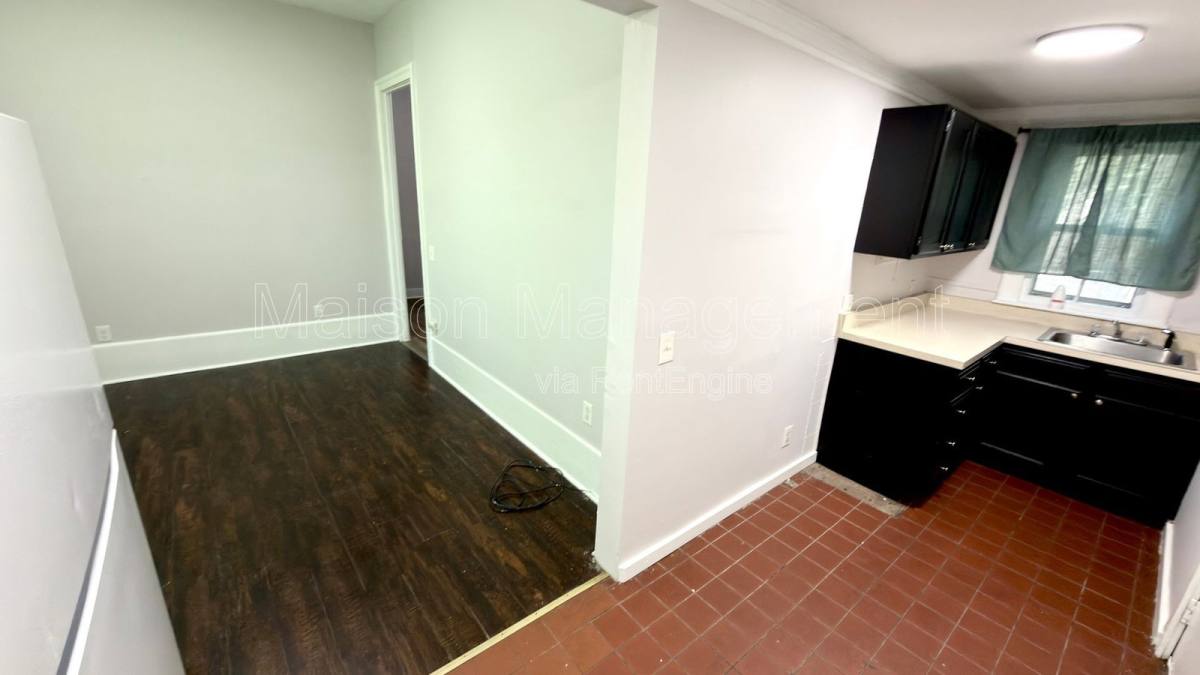 Apartment for rent at 196 N Goodman St #4, Rochester, NY 14607